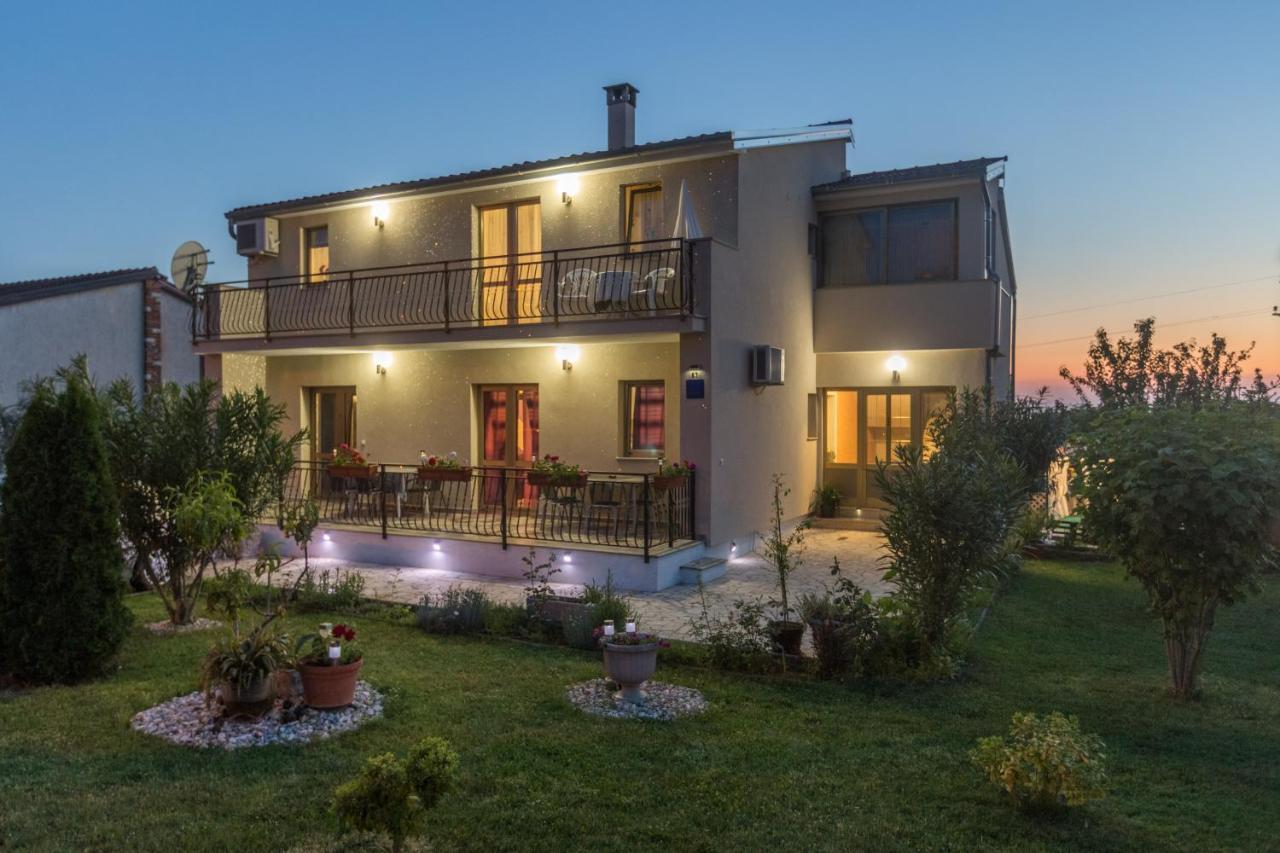 Apartment Belma Porec Radmani Esterno foto